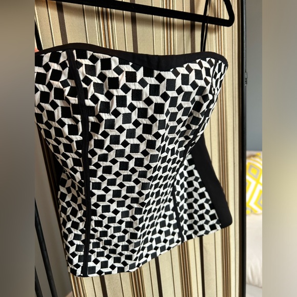 White House Black Market Tops - WHBM geometric bustier with straps